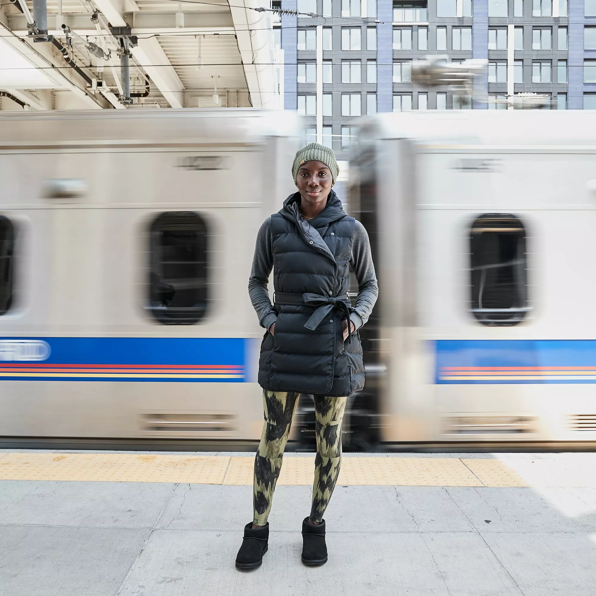 Alpine Design Women's Brea Down Vest For Women Toasted Coconut Heather 8 Alpine Design Women's Brea Down Vest For Women Toasted Coconut Heather - Image 7